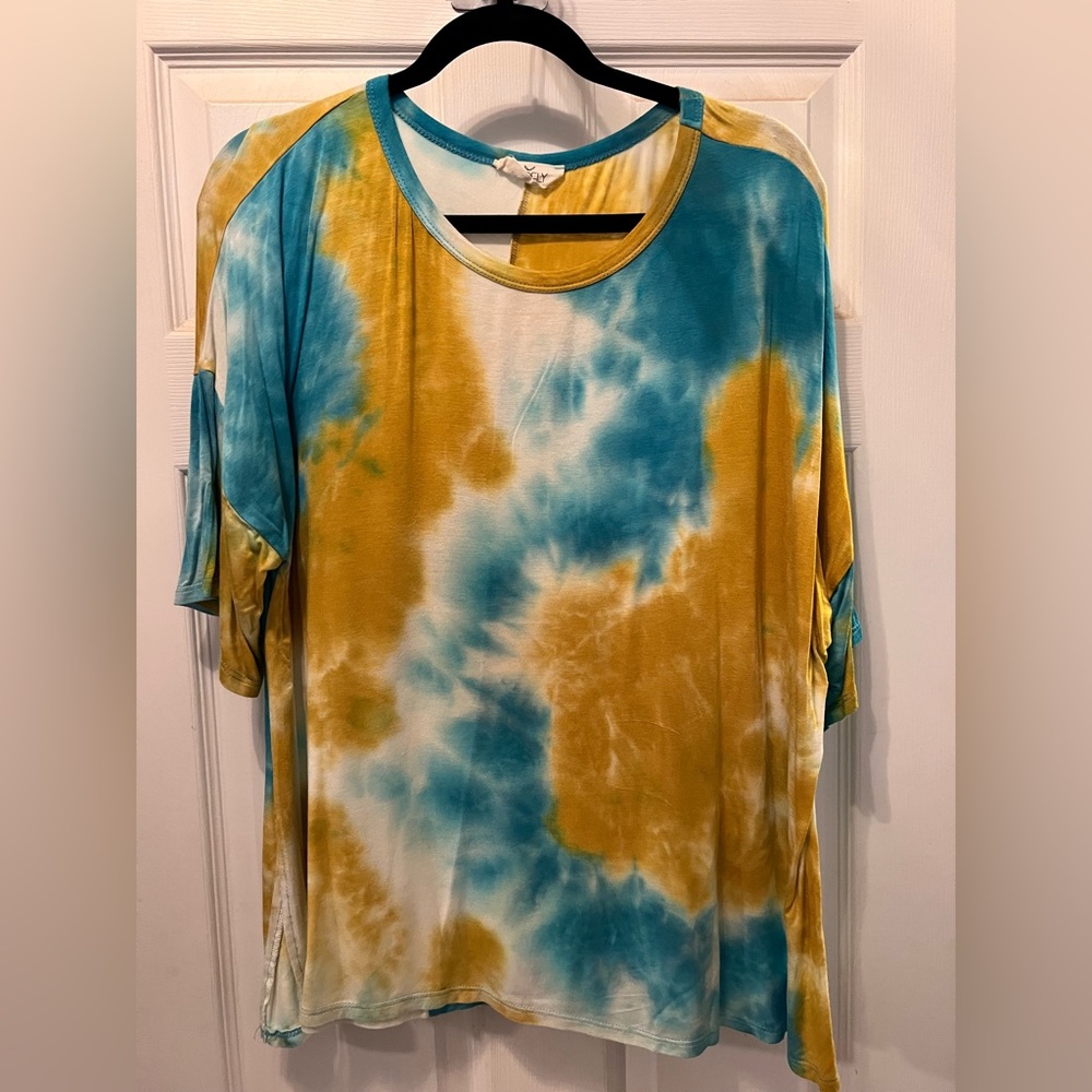 Cute Dolman style top, mustard/aqua tie dye